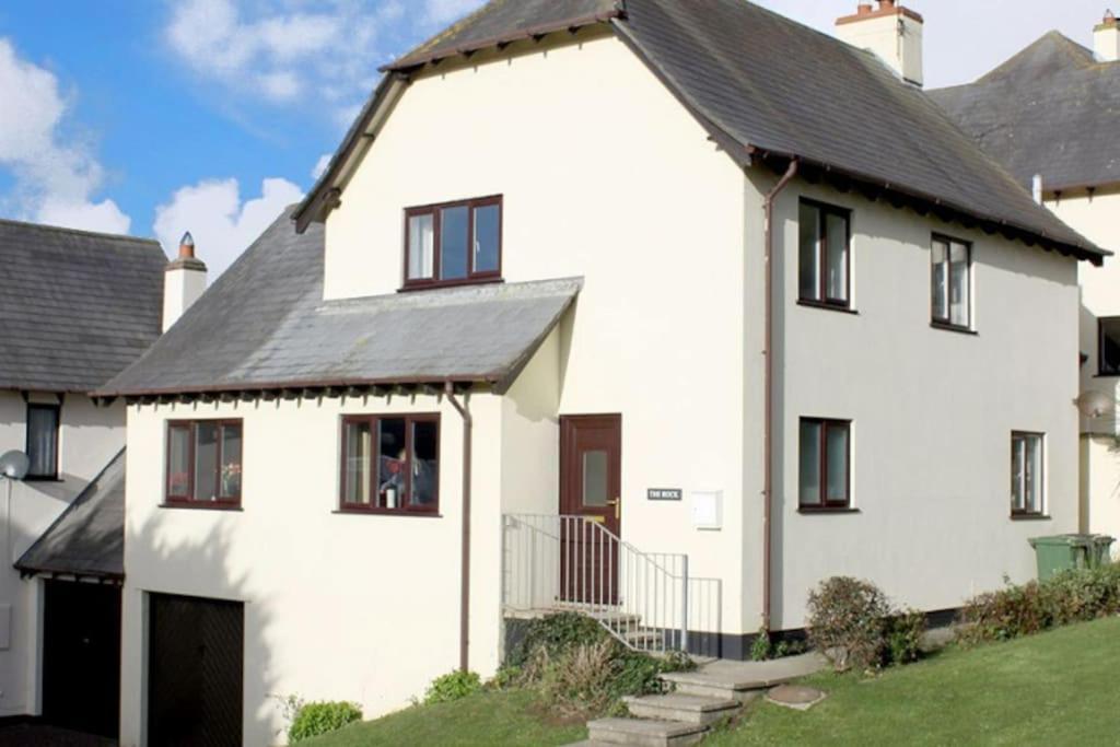 The Rock Villa Croyde Exterior photo